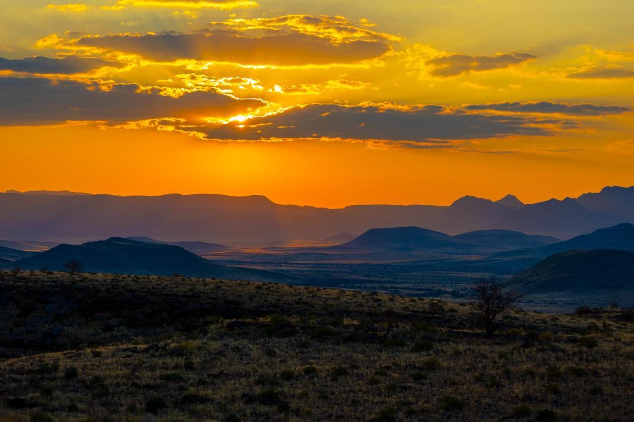Neuras Wine And Wildlife Estate Hotel Namib-Naukluft National Park Bagian luar foto